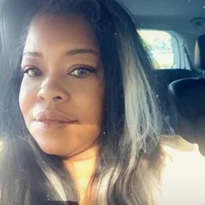 Meet your Posher, Stacy